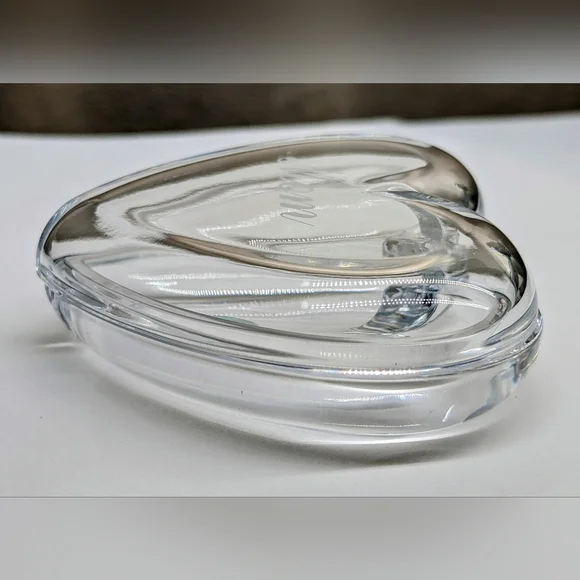 "MOM" Vintage Authentic TIFFANY & CO Lead Crystal HEART Jewelry Trinket Box - Picture 5 of 9